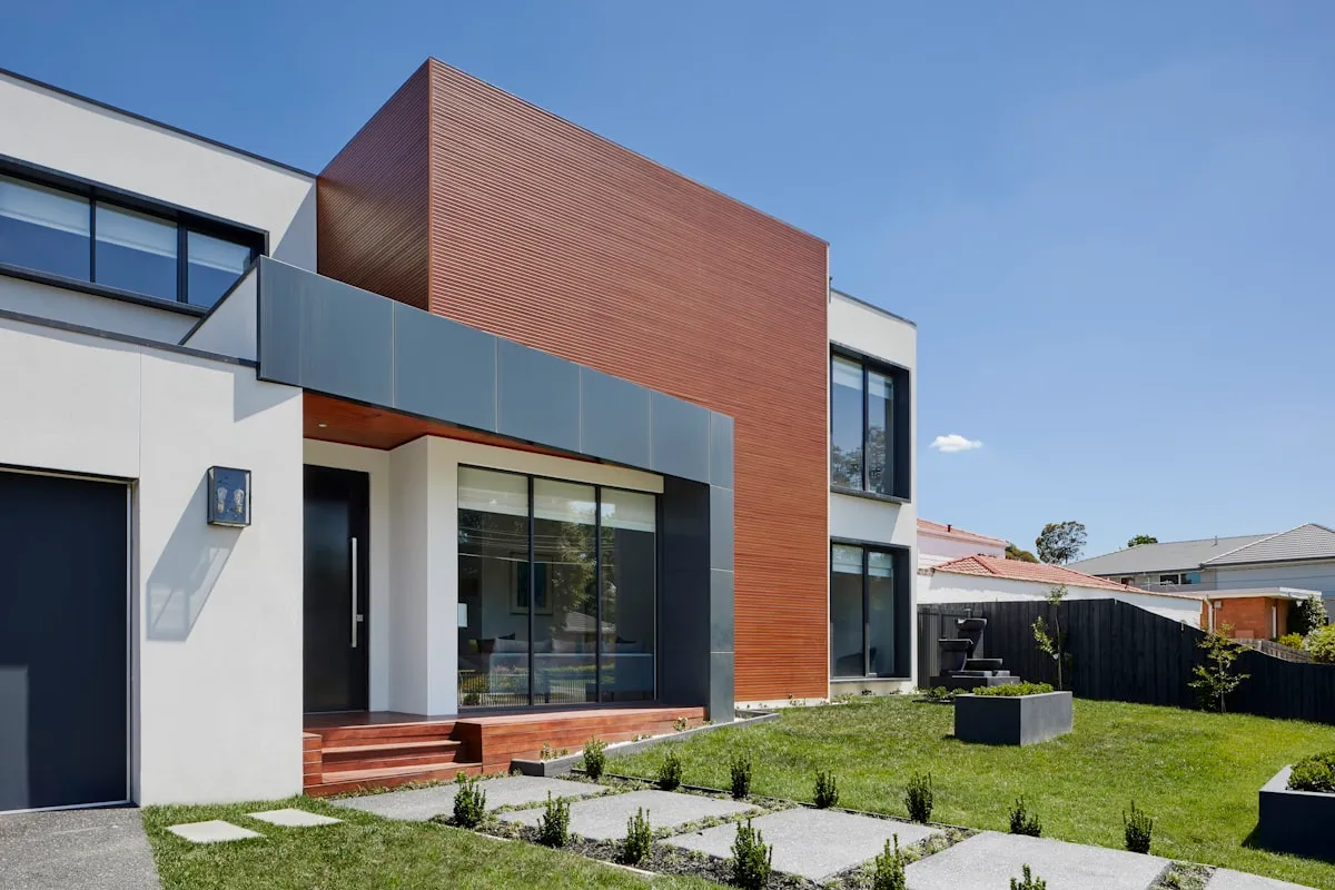 Turf cleaning transformation at Seven Hills Common Area, Henderson NV